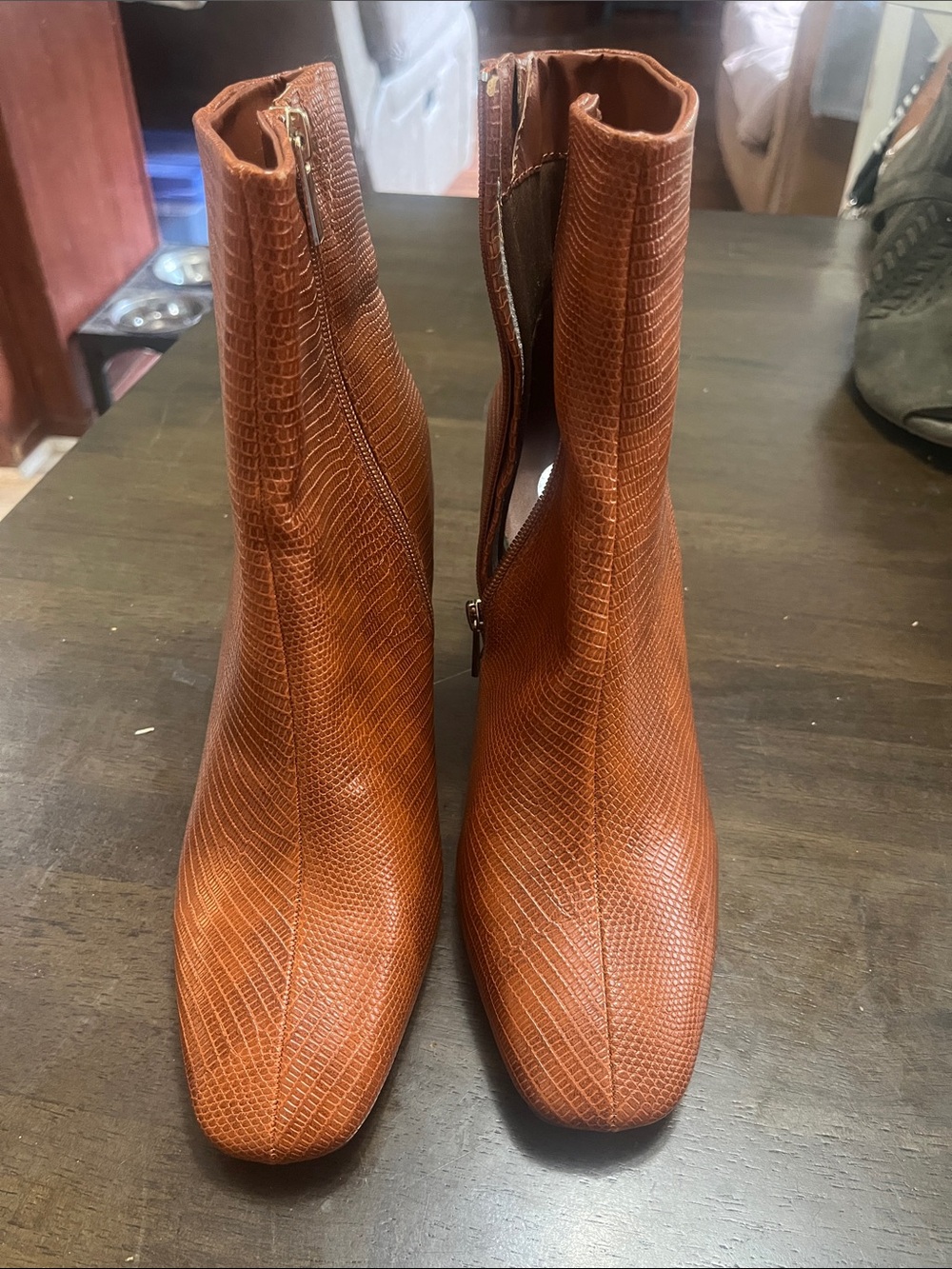 Journee Collection Womens Size 9 Faux Leather Sarla Square Toe Dress Boot $99 S2 - Picture 2 of 4